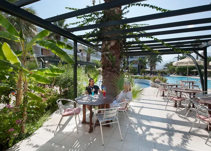 Tigaki Beach Hotel